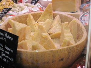 4 astounding things you didn't think about Parmigiano-Reggiano